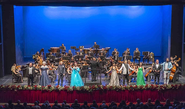 Yeni sanat sezonu "Gala Konser" ile başladı