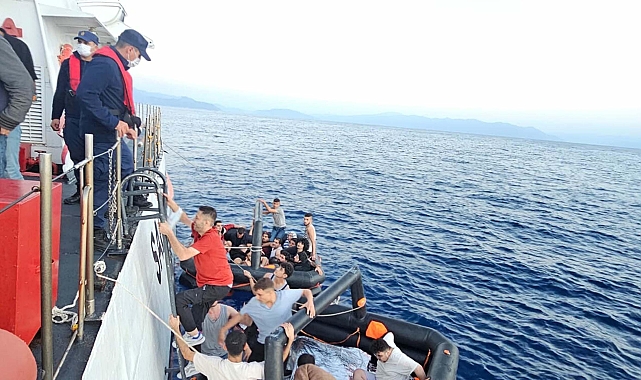 Yunan unsurlarının geri ittiği 48 kaçak göçmen kurtarıldı