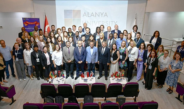 20 ülkeden 26 üniversitenin akademisyenleri Alanya'da buluştu