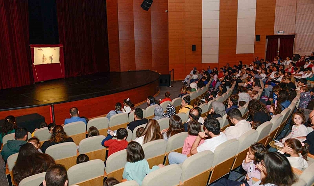 4. Yenişehir Komedi Oyunları Festivali başladı