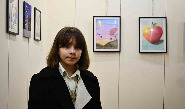 9 yaşındaki ressam 2. kişisel sergisini açtı