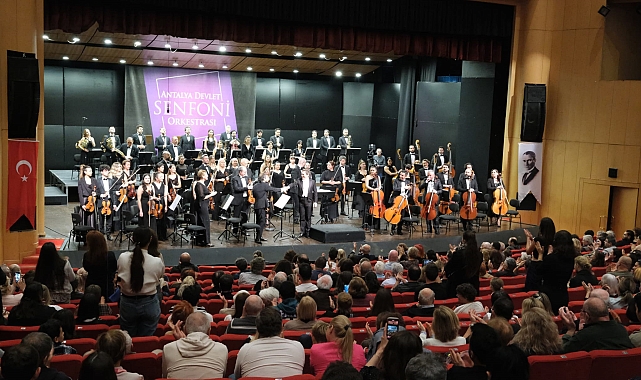 ADSO'dan Smith ve Tchumburidze konseri