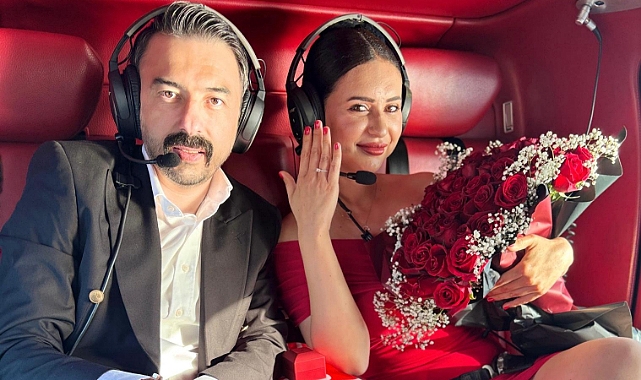 Ahmet Butgül Romantizmi Göklere Taşıdı! Gökyüzünde Evlilik Teklifi