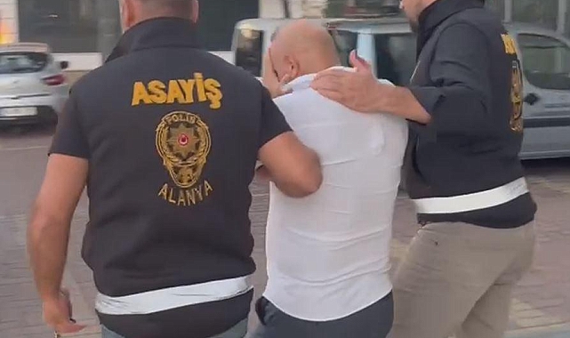 Alanya'da kesinleşmiş hapis cezasıyla aranan 3 şahıs yakalandı