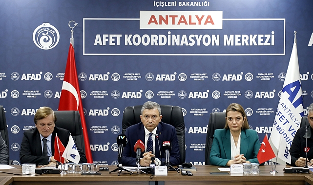 Antalya Valisi Açıkladı: Yarın Hangi İlçelerde Okullar Tatil