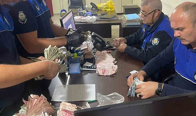 Antalya'da dilenciden bir günde rekor hasılat: 24 bin 500 lira