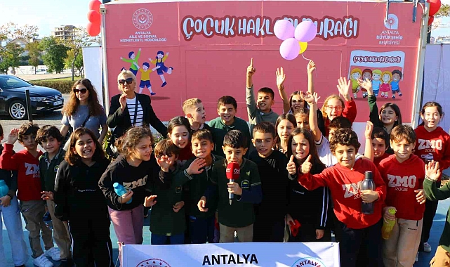 Antalya'nın ilk "Çocuk Hakları Durağı" açıldı