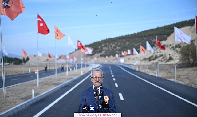 Bakan Uraloğlu: Antalya'nın şehir içi trafiği nefes alacak