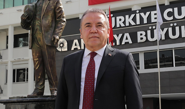 Başkan Muhittin Böcek'in 10 Kasım mesajı