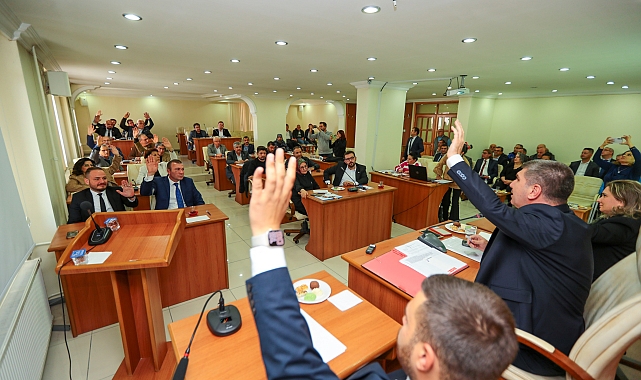 Burdur Belediyesi bütçesi 2,4 milyar