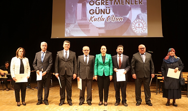 Burdur'da Öğretmenler Günü töreni