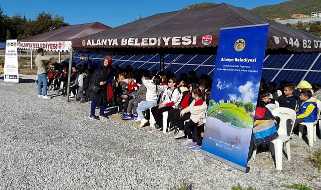 Çevre dostu öğrencilerden GES gezisi