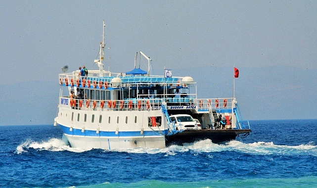 Datça - Bodrum feribot seferine fırtına engeli