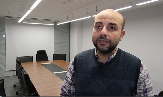 Dolandırıcılar, bilişim uzmanı profesörü ağına düşürmeye çalıştı