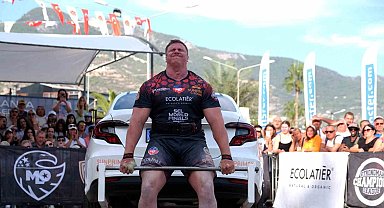 Dünyanın en güçlü adamları Alanya'da hünerlerini sergiledi