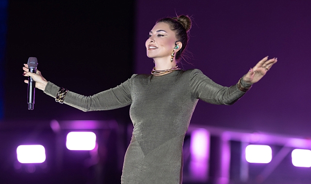 Festivalde Ebru Yaşar coşkusu