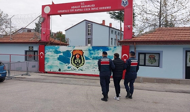 Isparta'da 11 yıl hapis cezasıyla aranan zehir taciri yakalandı