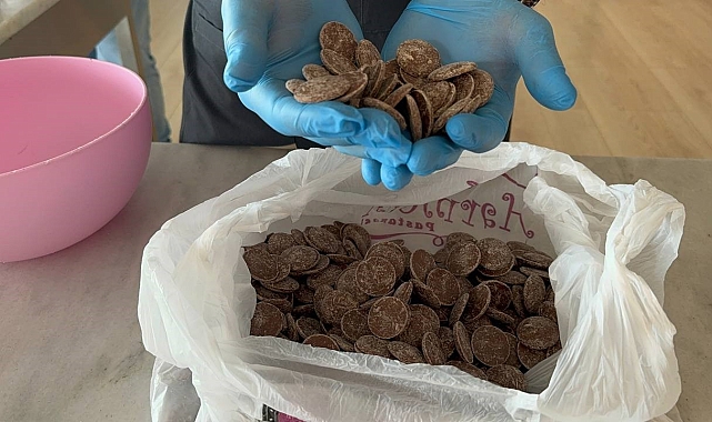 Isparta'da öğretmenler gününe tatlı bir dokunuş