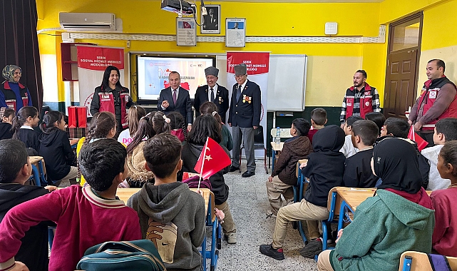 Kıbrıs gazileri öğrencilerle buluştu