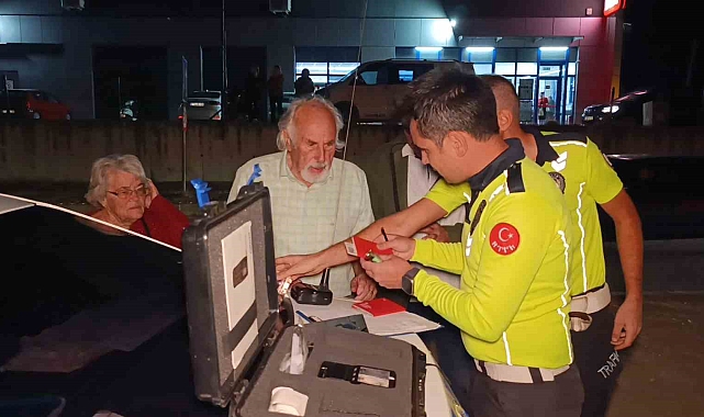 İsviçreli sürücü yolu savaş alanına çevirdi