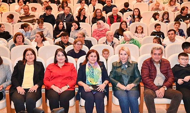 Manavgat Belediyesi Kent Tiyatrosu'ndan "Bilime Engelsiz Seyahat" prömiyeri