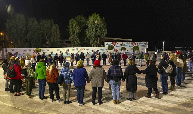 Mersin'de kadına yönelik şiddete karşı farkındalık etkinlikleri düzenlendi