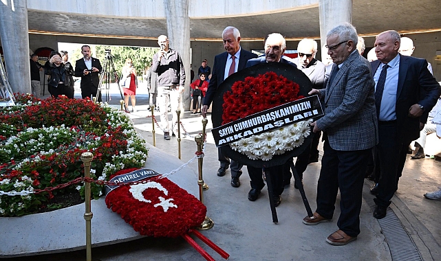 Süleyman Demirel, 100'üncü doğum gününde anıt mezarında anıldı