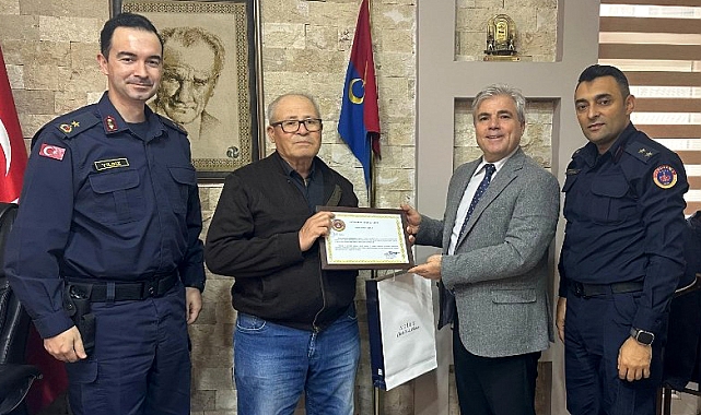 Tarlasını Jandarma Asayiş Vakfı'na bağışladı