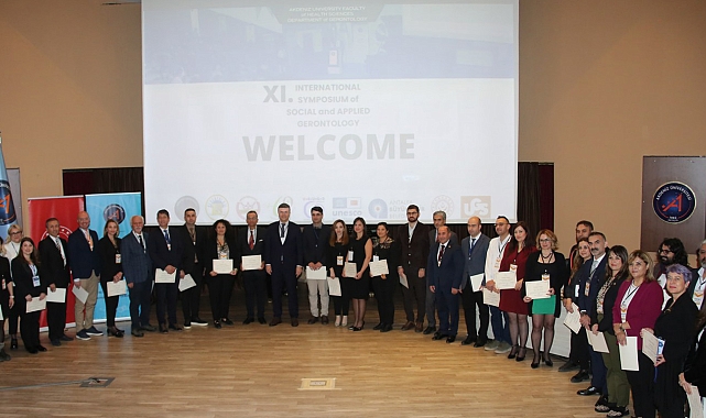 Uluslararası Sosyal ve Uygulamalı Gerontoloji Sempozyumu düzenlendi