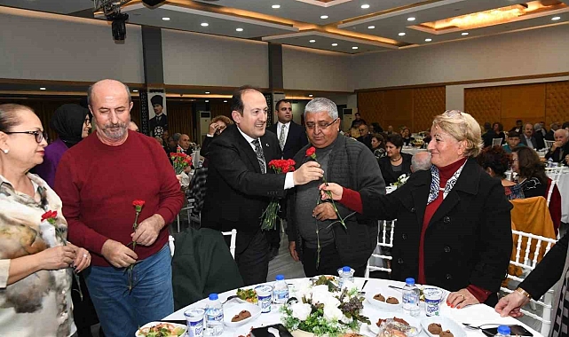 Vali Pehlivan: "Sadece bugün değil, her gün öğretmenlerimiz başımızın tacıdır"
