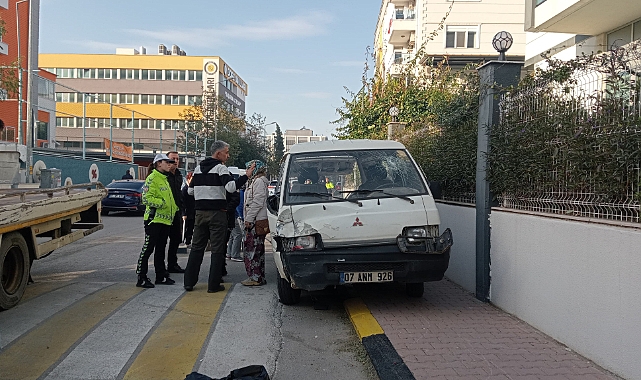Antalya’da Çaldığı Minibüsle 30 Kilometre Kaçan Adam Yakalandı