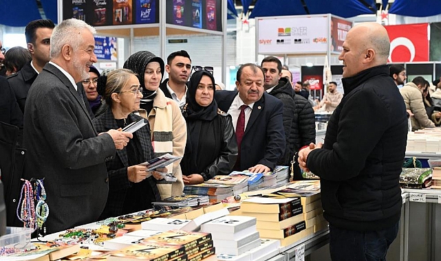 7. Isparta Kitap Fuarı "Kitaplar Gül Açıyor" Temasıyla Açıldı