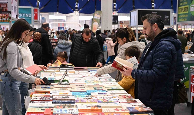 7. Isparta Kitap Fuarı'na yoğun ilgi