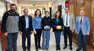 Afiş ve Deneme Yazma Yarışmasında dereceye girdiler