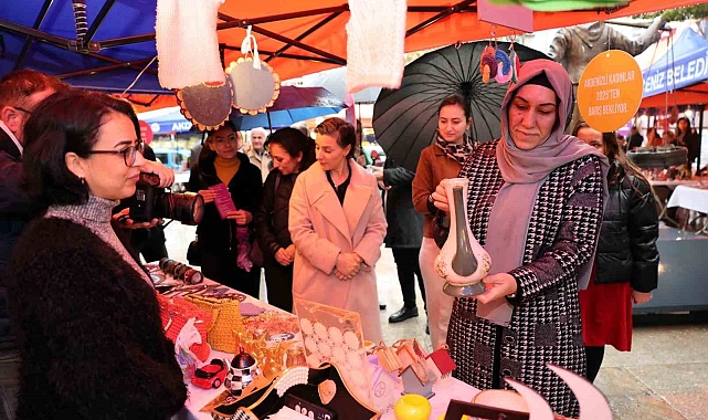 Akdeniz Belediyesinin 'Kadın Emeği Yılbaşı Pazarı'na ziyaretçi akını