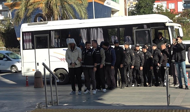 Alanya'da Yasa Dışı Bahis Operasyonu: 13 Kişi Gözaltında