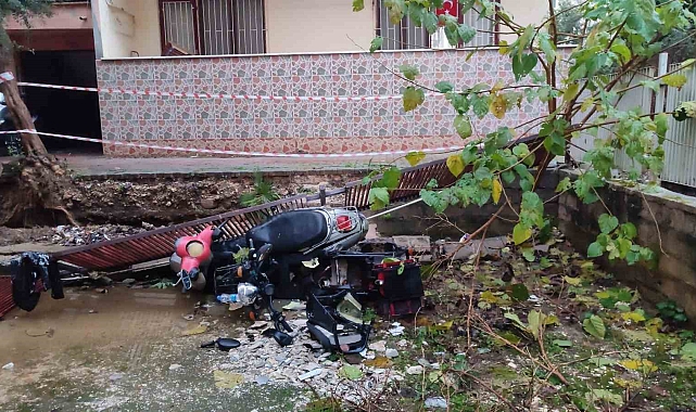 Alanya'da sağanak yağışın etkisi gündüz ortaya çıktı