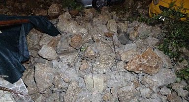 Alanya'da yağış sonrası istinat duvarı çöktü