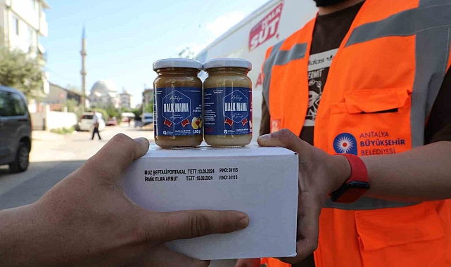 Antalya Büyükşehir Belediyesi sosyal destekleriyle hayatlara dokunuyor