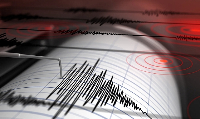 Antalya'da Korkutan Deprem!