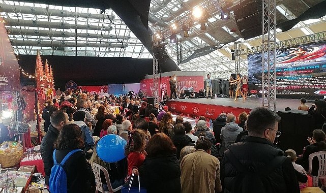 Antalyalılar Cam Piramit'te Bir Araya Geldi