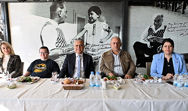 Başkan Uysal, özel gençlerle buluştu