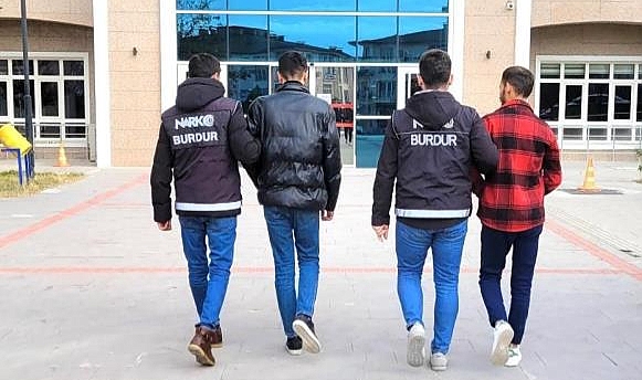 Burdur'da Uyuşturucu Operasyonu: 3 Şüpheli Tutuklandı