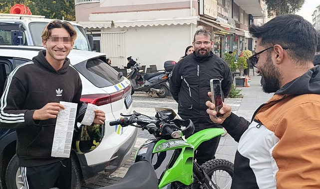 Ceza makbuzuyla hatıra fotoğrafı çektirdi