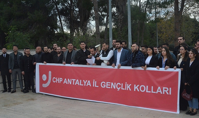CHP Gençlik Kollarından 2025 Bütçesine Protesto