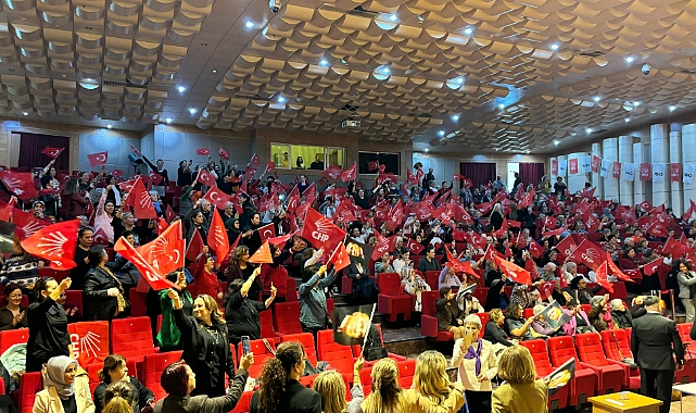 CHP Kadın Kollarından 90 Yıl Kutlama Etkinliği