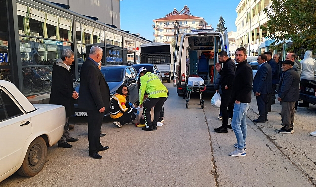Devrilen motosiklette sürücü yaralandı