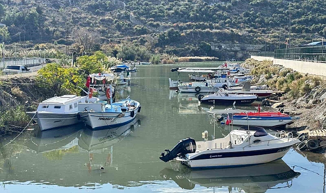 Gazipaşalı balıkçılar tekneleri için çözüm bekliyor