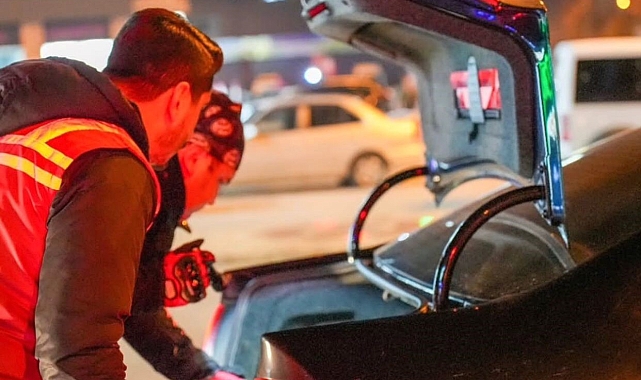Isparta'da trafik denetimi: 16 araç trafikten men edildi