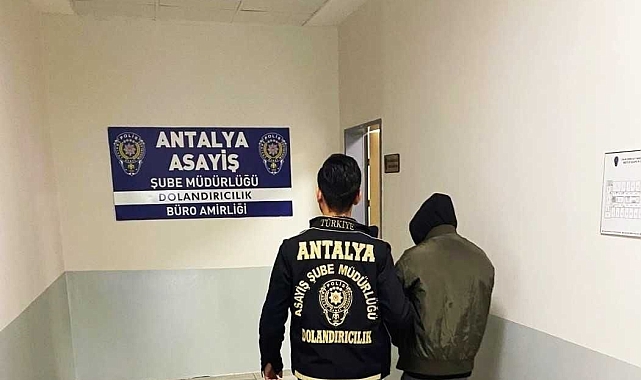 Kendisini polis ve savcı olarak tanıtarak dolandırıcılık yapan şahıs tutuklandı
